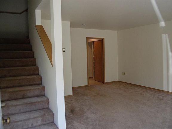 3rd image of 1414 Notter Ln SE