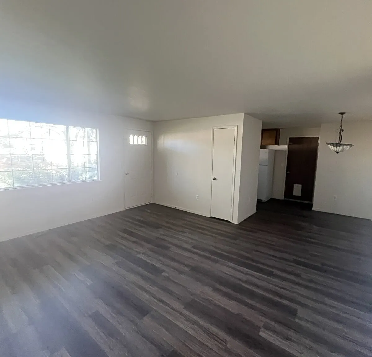 3 bed, 2.0 bath, 1040 sqft, $2,000 — Photo 4