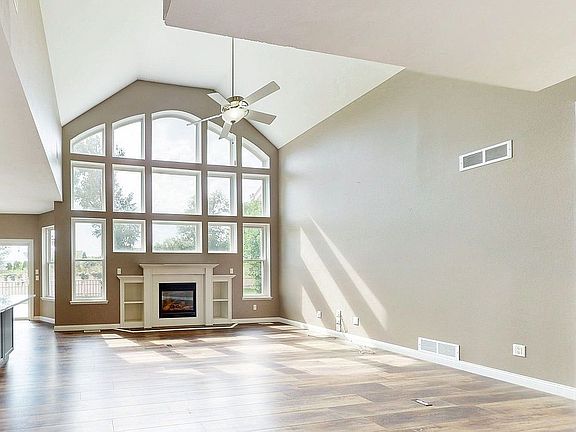 5th image of 2654 Mulberry Ct