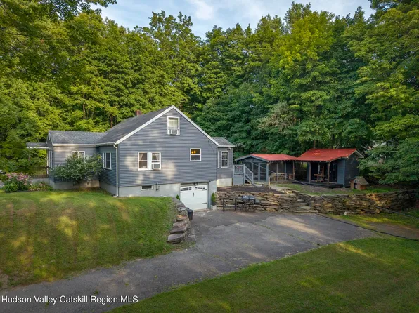 4 Clover Street, West Hurley, NY 12491