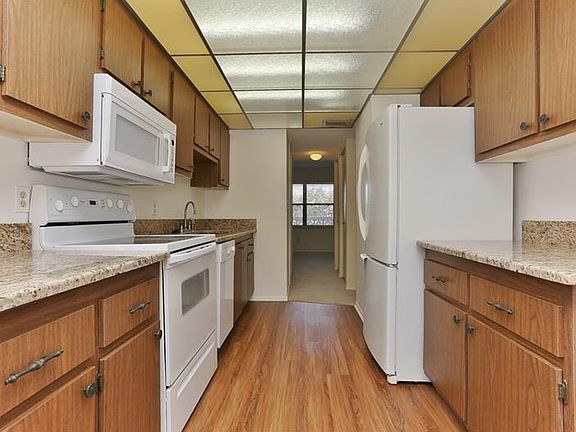2nd image of 5080 Locust St NE APT 330