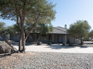 19717 Seneca Rd, Apple Valley, CA 92307