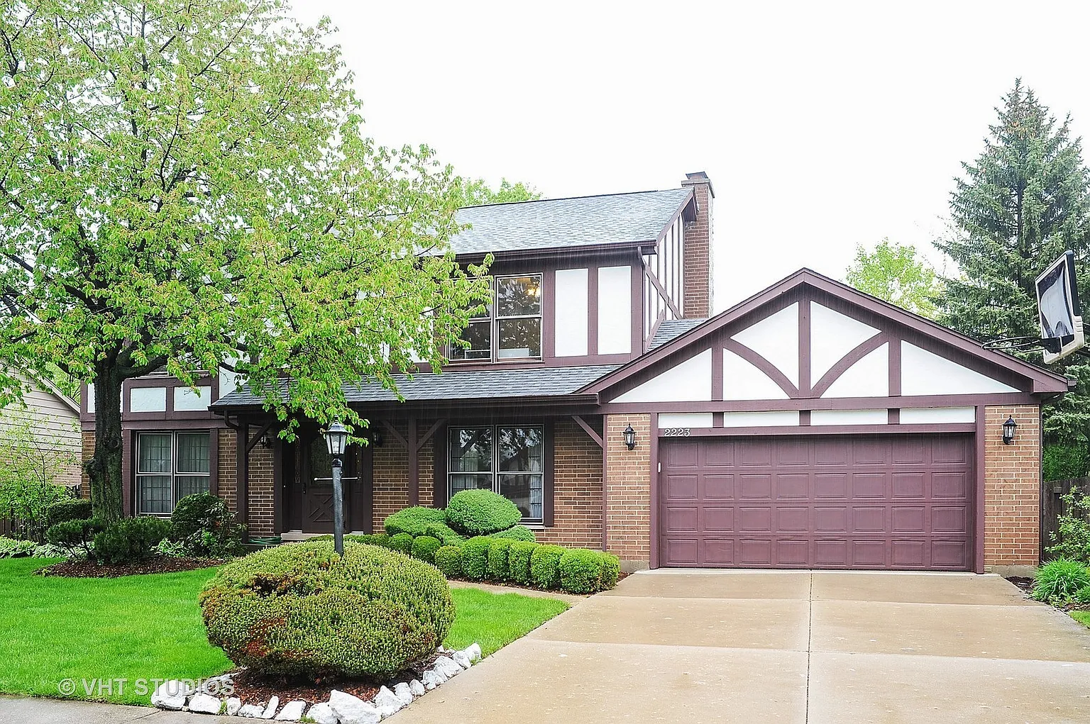 2223 Janet Dr photo 1