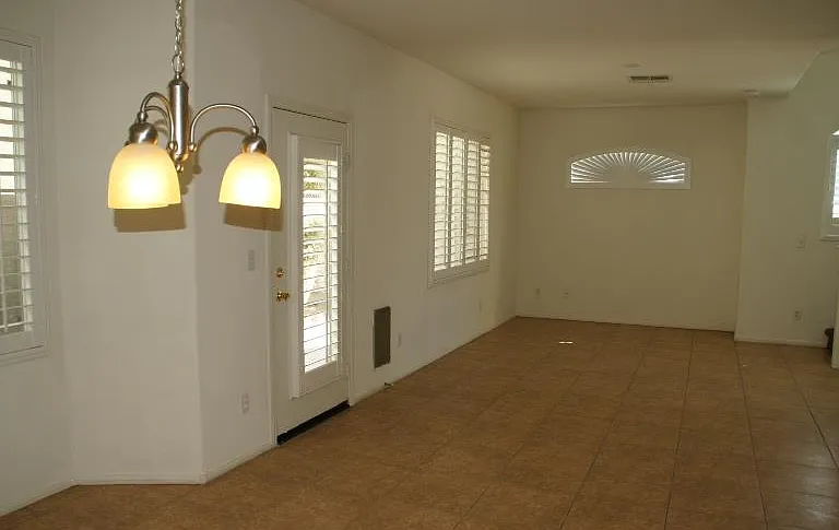 5010 Whispy Breeze Ave — Photo 16