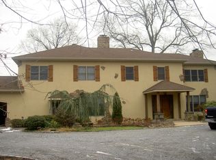 10 Mount Misery Rd, Huntington, NY 11743