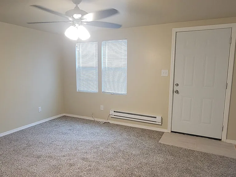 1316 N Ellison Ave — Photo 2