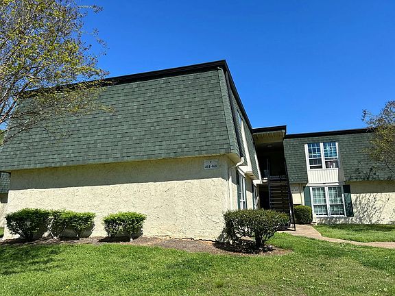 3rd image of 900 Mountain Creek Rd APT T384
