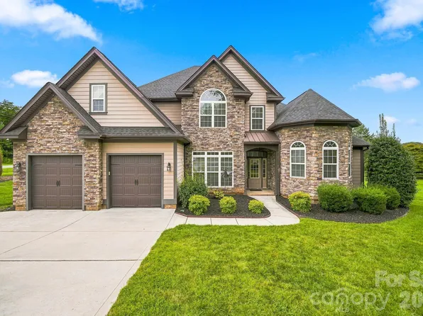 103 Webbed Foot Rd, Mooresville, NC 28117