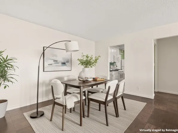 77 Pond Ave APT 1105, Brookline, MA 02445