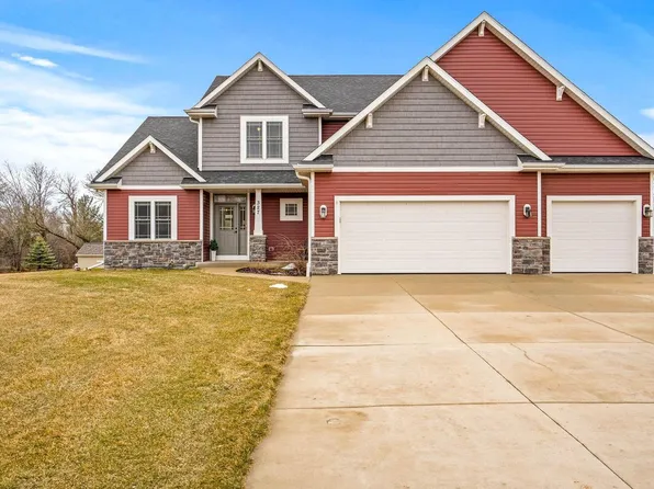 327 Appletree LANE, Eagle, WI 53119