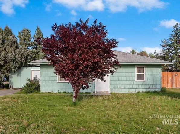 404 S Whitley Dr, Fruitland, ID 83619