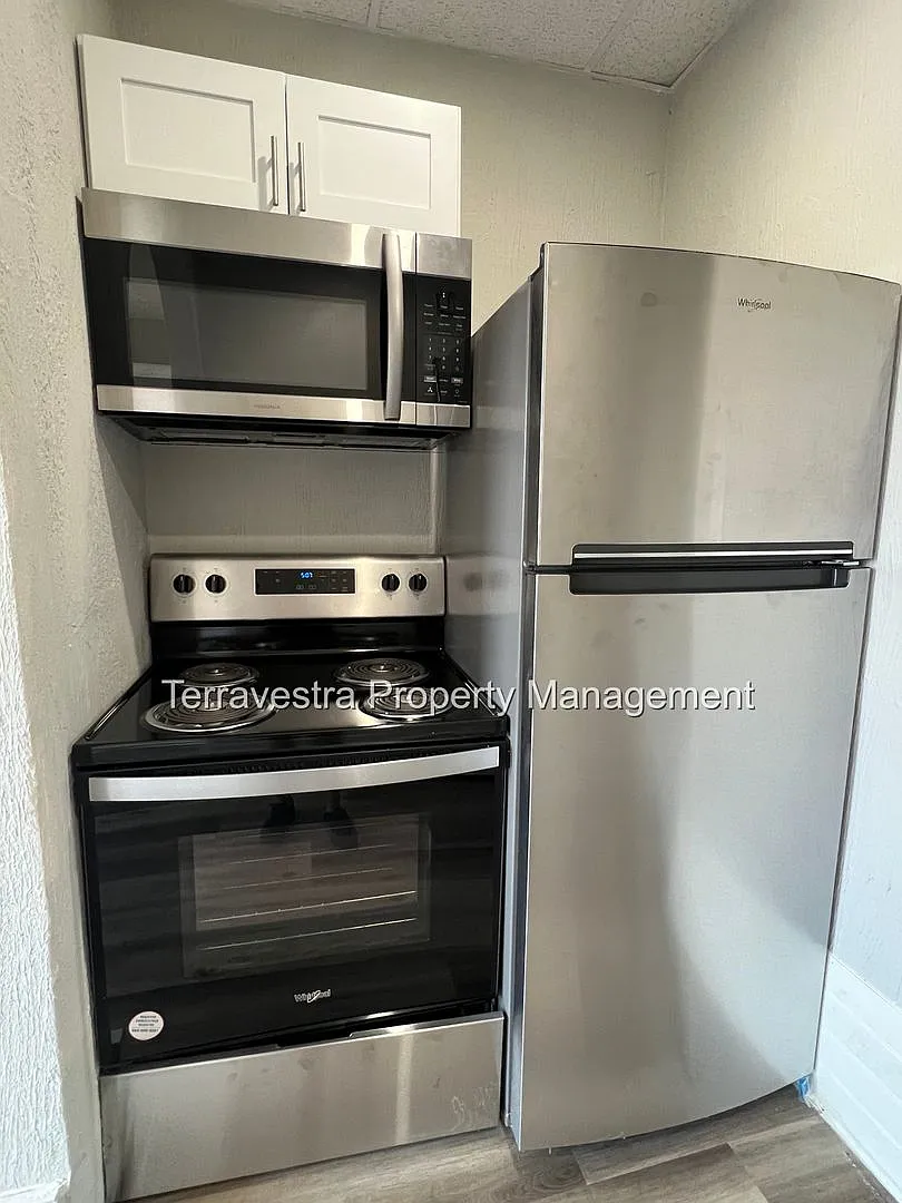 118 N 2nd Street — Photo 2