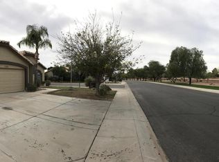 1121 S Crossroads Dr, Gilbert, AZ 85296