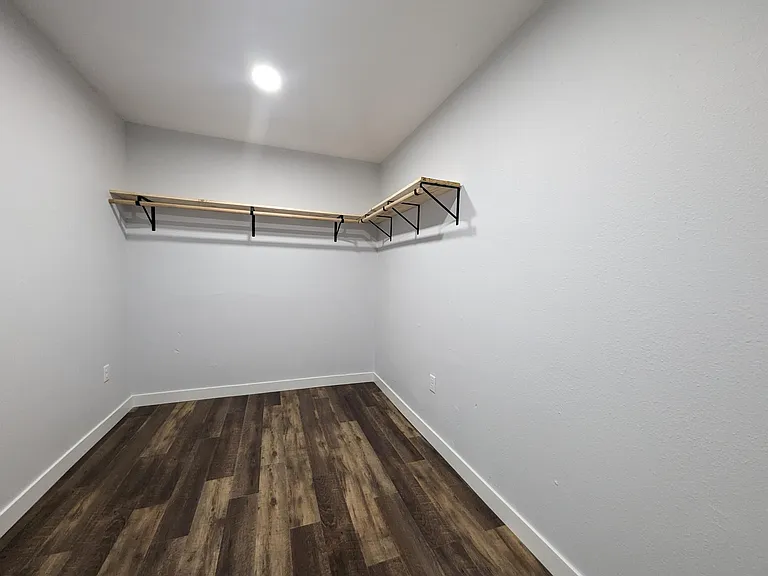 413 Jefferson St #10 — Photo 7