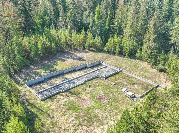 94 Saddleback Dr, Sagle, ID 83860