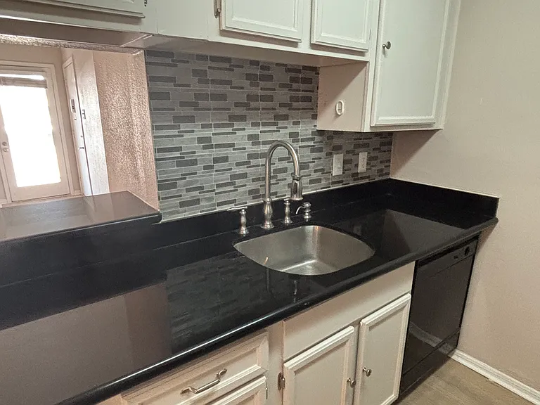 2125 Augusta Dr #40 — Photo 11