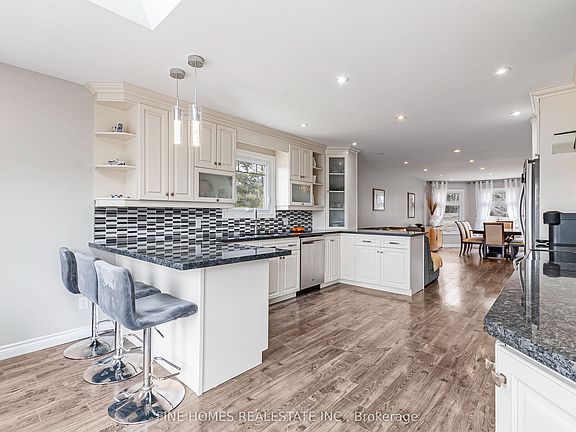 5th image of 5895 Latimer Rd