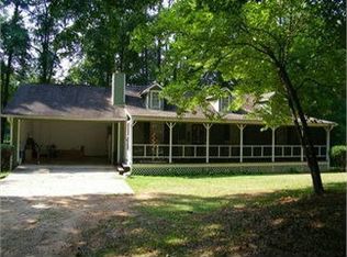 1045 Roberts St, Wadley, AL 36276