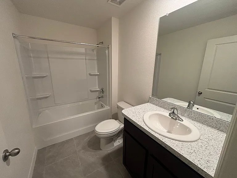 481 W Rexford Dr — Photo 6