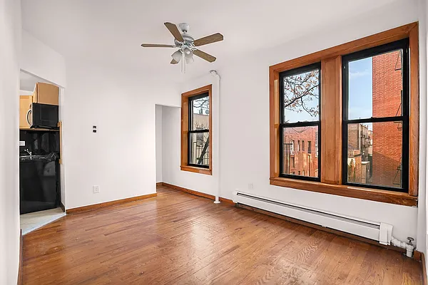 Rented by Compass | media 10