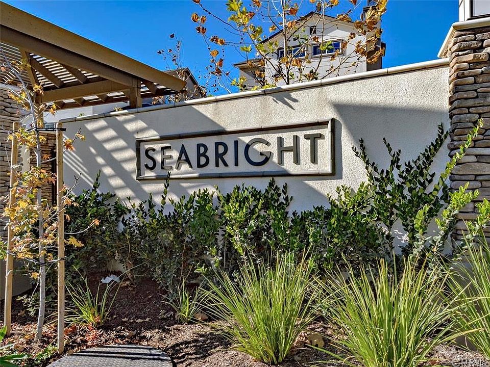 1st image of 636 Seabright Cir