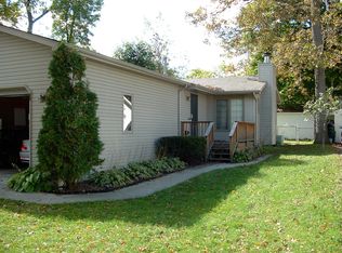 2303 Overridge Ave, Waterford, MI 48327
