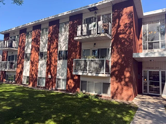 Prime Location Whyte Ave 2 Bedroom — Photo 1