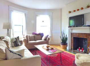 11 Harris St #2, Brookline, MA 02446