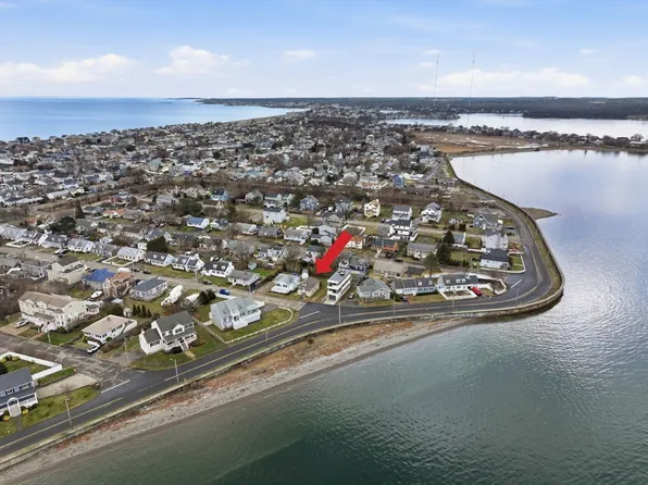 6 Touraine Ave, Hull, MA 02045