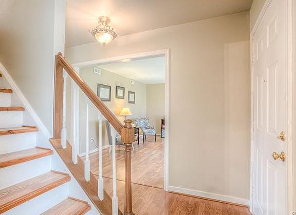 3rd image of 108 Sunny Dr