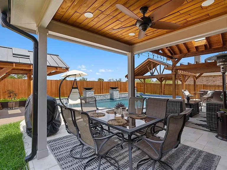 542 Centerbrook Pl — Photo 31