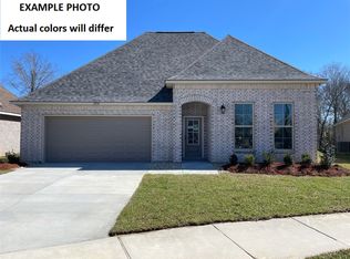 723 Crewe Ln, Bossier City, LA 71111