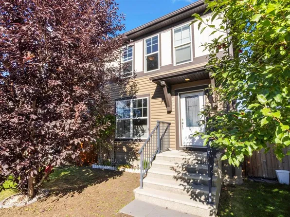 348 W Auburn Crest Way SE, Calgary, AB T3M 1R1
