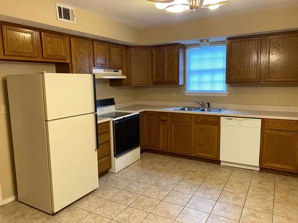 3323 N Detroit Ave, 3323 N Detroit Ave APT 1, Russellville, AR 72802