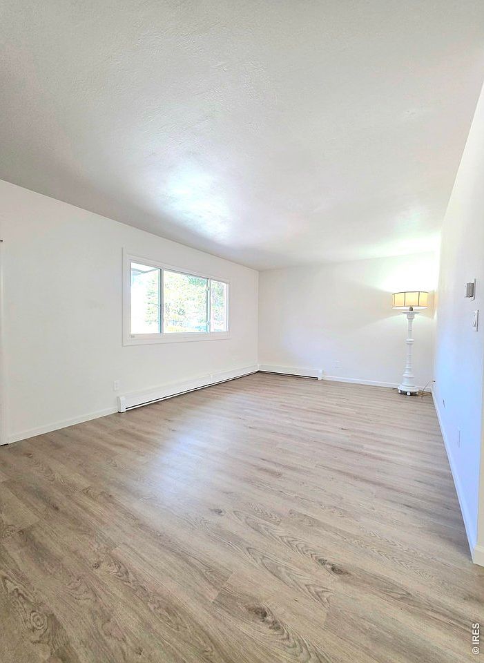 3008 Southmoor Ct - Photo 4
