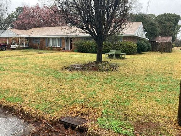 2nd image of 2941 Ashley Ave