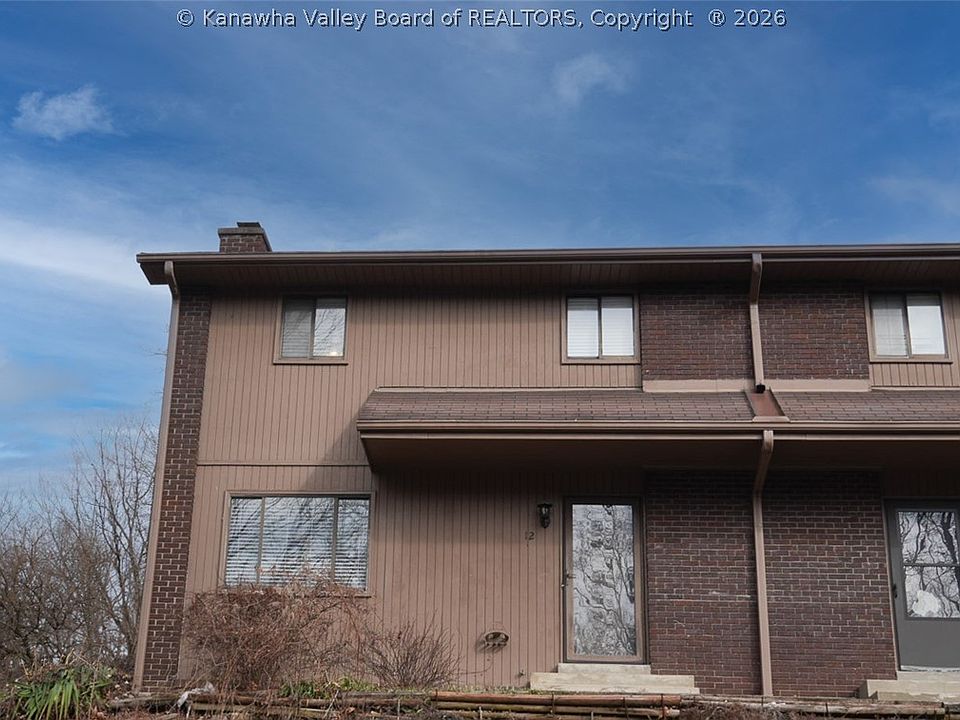 1st image of 12 Briar Hill Rd
