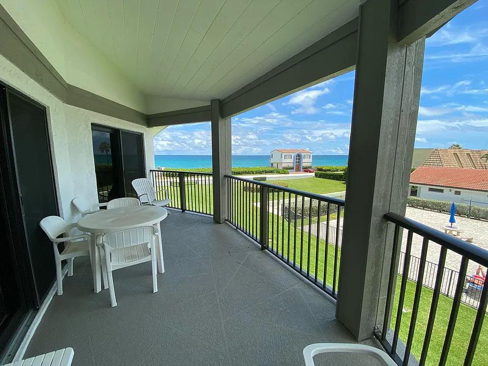 5801 N Ocean Blvd #208
