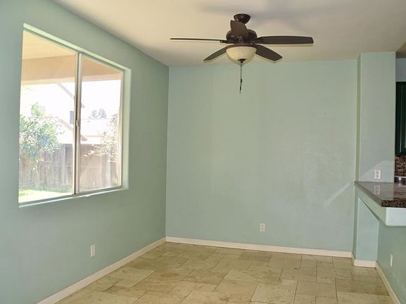5th image of 50262 Calle Tolosa