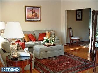 5th image of 7 Foxfield Ct