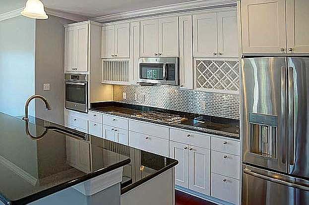 2nd image of 9604 20th Bay St