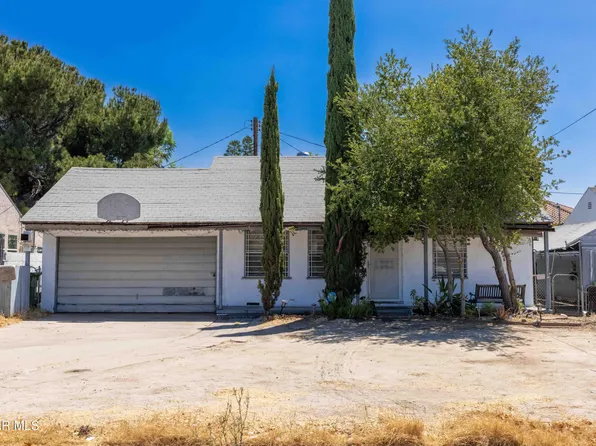7802 Arcola Ave, Sun Valley, CA 91352