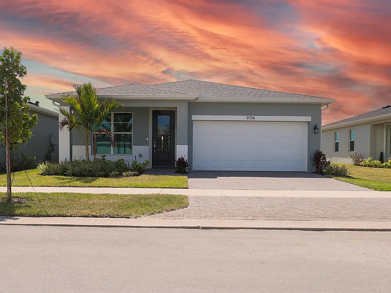 9714 SW Indra Way — Photo 3