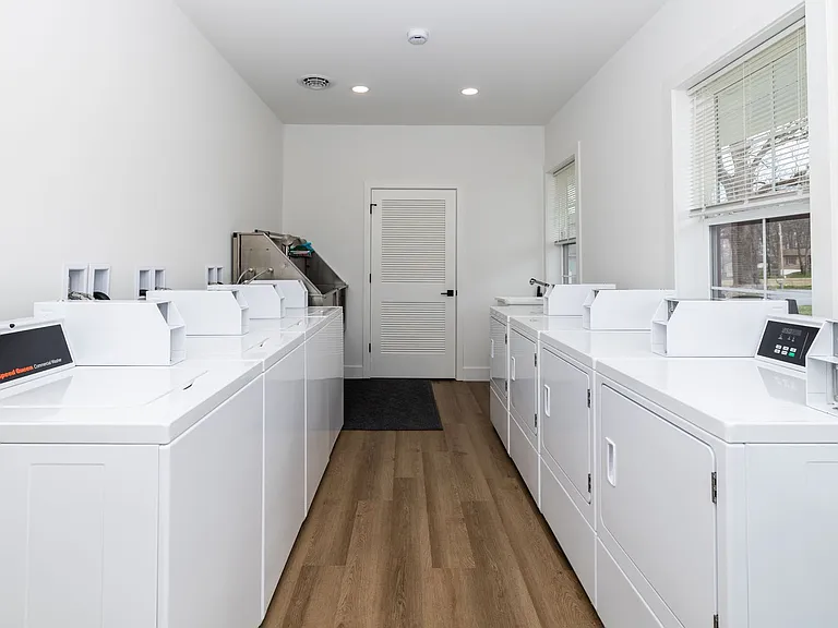Salem Run Apartments Phase 2 — Photo 121