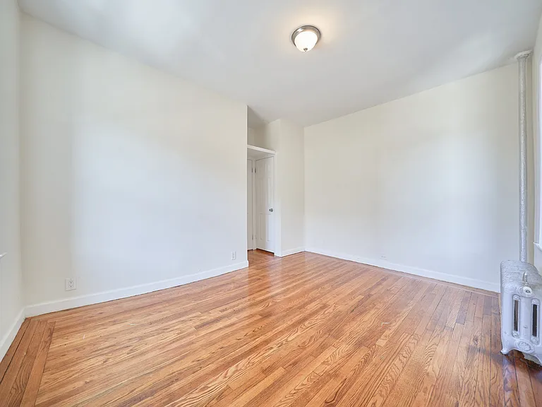 370 Fort Washington Ave #403 — Photo 11