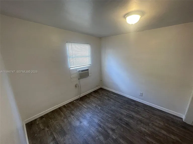 5738 Garfield St #B — Photo 15