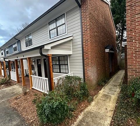 3rd image of 408 Townes St APT 31