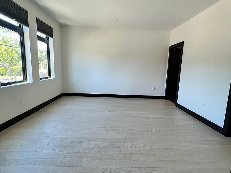 395 Alewife Brook Pkwy #2H — Photo 9