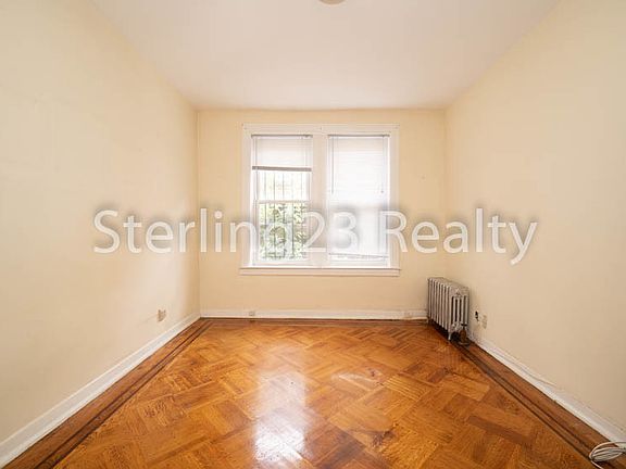 4th image of 18-45 Ditmars Blvd APT 1B