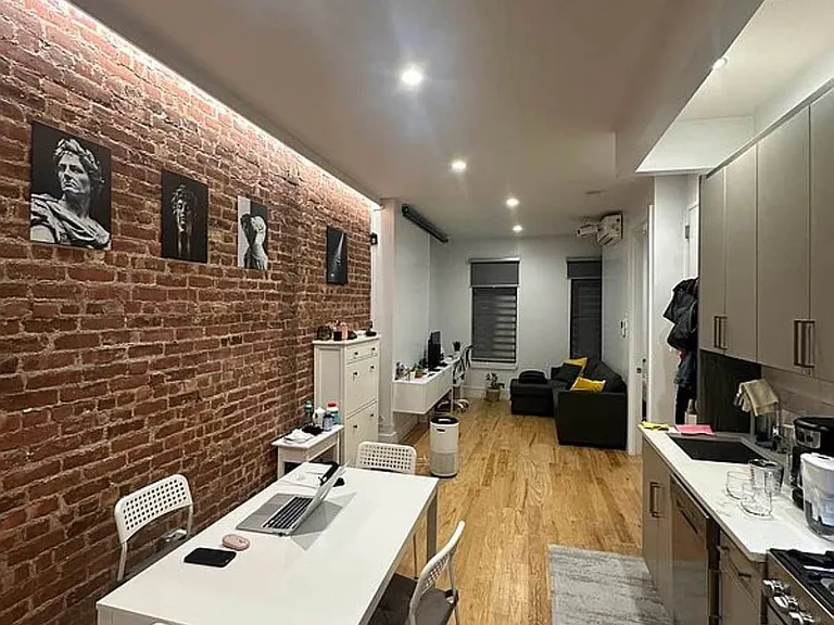 127 Kingston Ave #2F — Photo 1
